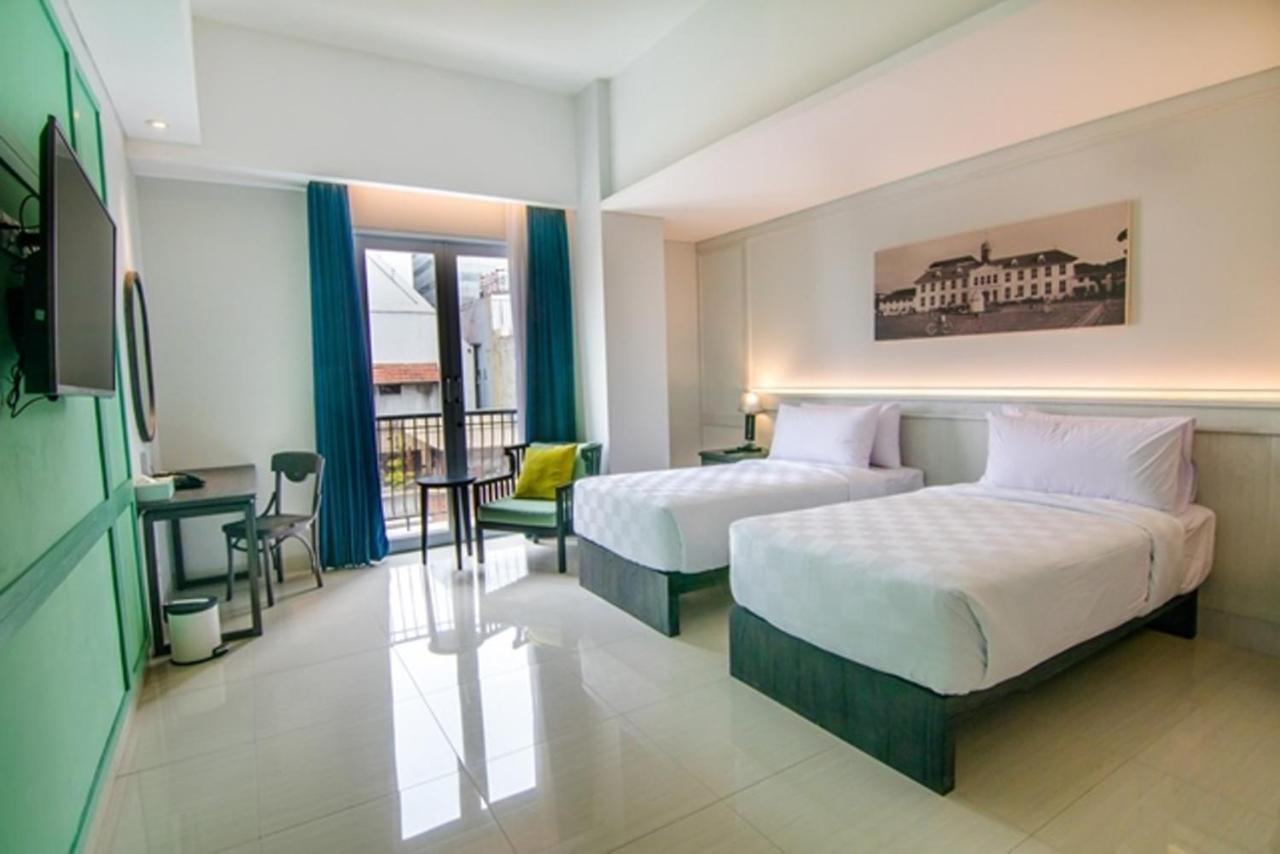 Jambuluwuk Thamrin Hotel Джакарта Екстериор снимка