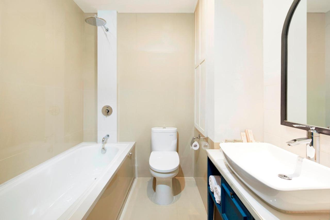 Jambuluwuk Thamrin Hotel Джакарта Екстериор снимка